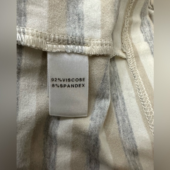 St John Knit Jersey Cardigan Ivory, Light grey, Tan Striped Small NWOT MSRP $495 - Picture 10 of 10